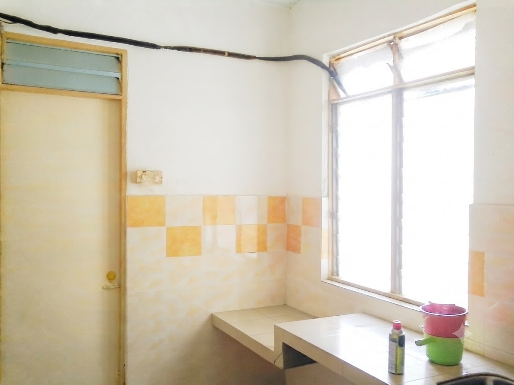 DESAMENTARI-KITCHEN